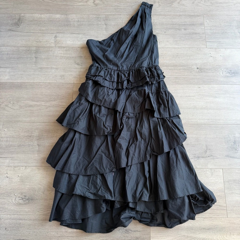 By Anthropologie One-Shoulder Tiered Midi Dress - side zip - size 4 - black - Picture 4 of 7